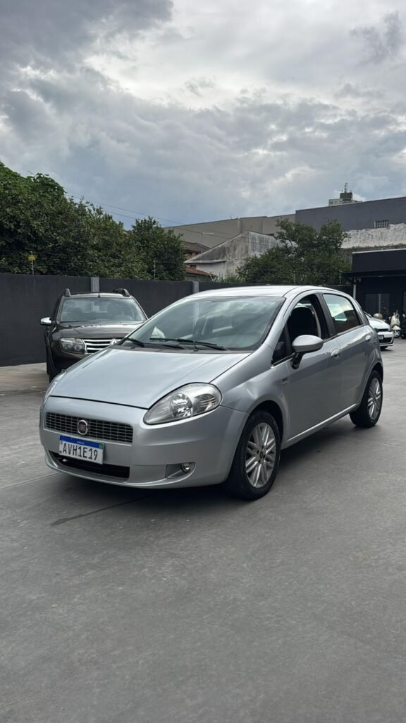 FIAT PUNTO ESSENCE 2011